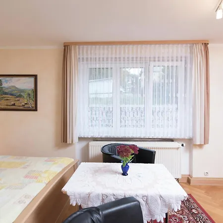 아파트 Comfort Near Oberwiesenthal, Cleaning Included